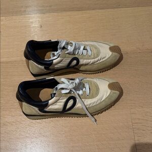 Loewe Cream & Black Lace-Up Retro Runner Sneakers